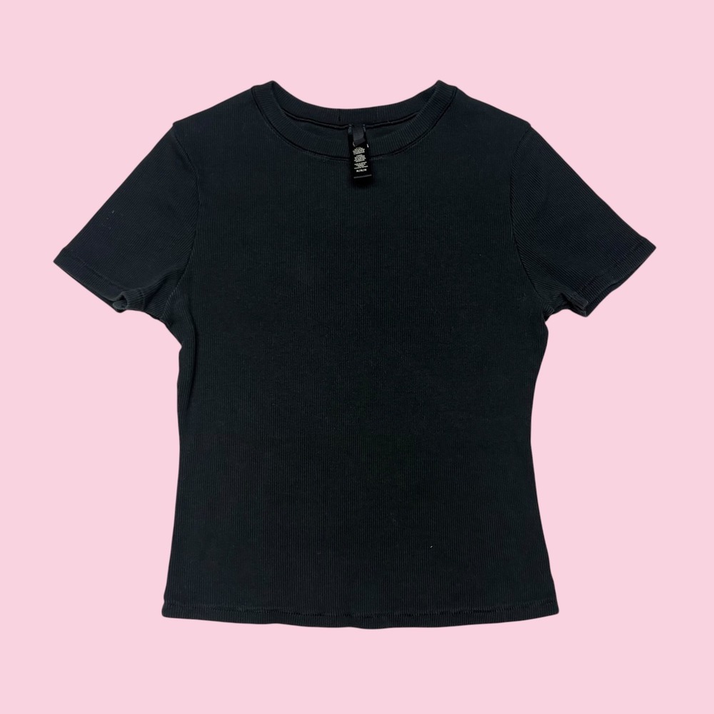 SKIMS Womens Black Ribbed Short Sleeve Crewneck T-Shirt Size Medium